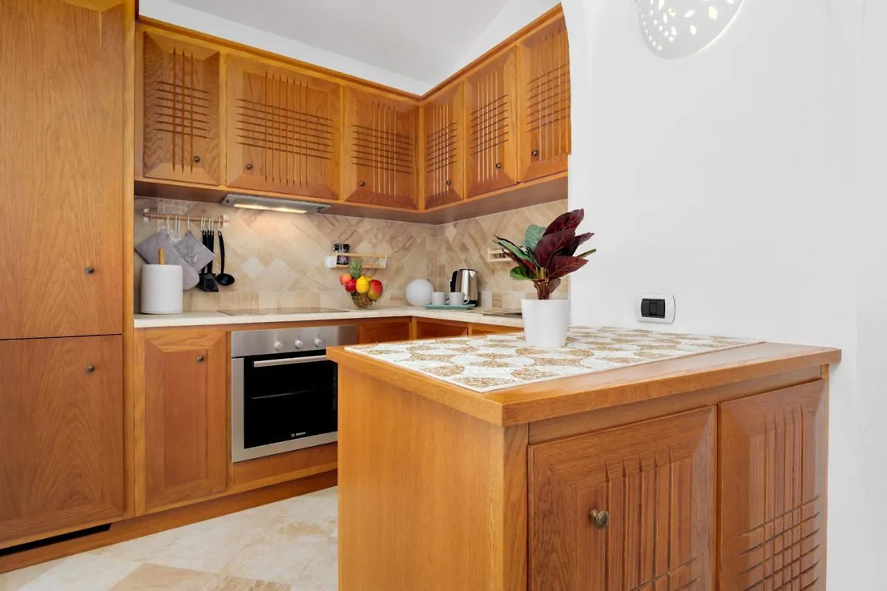 Appartamento Eleganza - Sherdenia Luxury Apartments Marinella  Italy